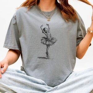 Ballet Dancer En Pointe Graphic Tee Black and White Ink Art